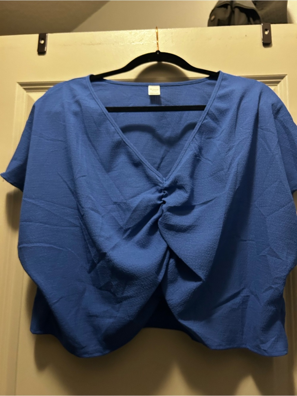 V-Neck Twist Front Women's Croptop in Blue